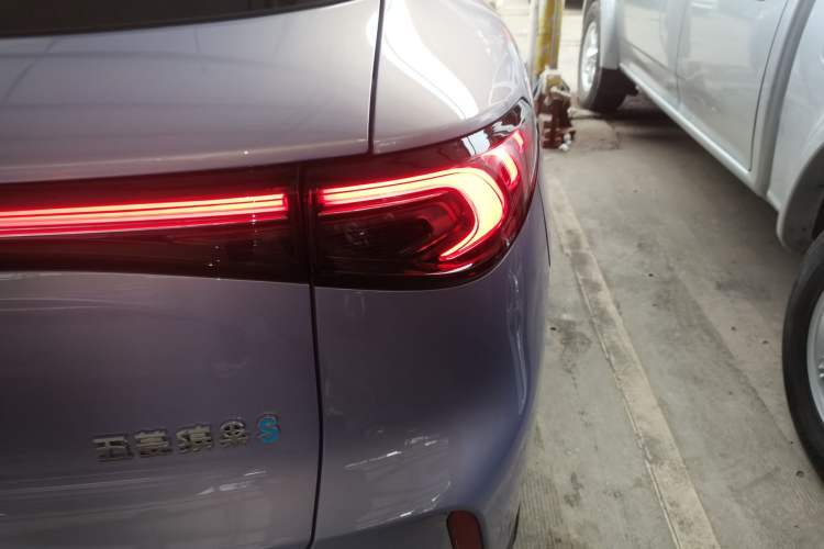 Used Wuling Bingo S 2025 Model 325km Flagship Edition Exterior 1