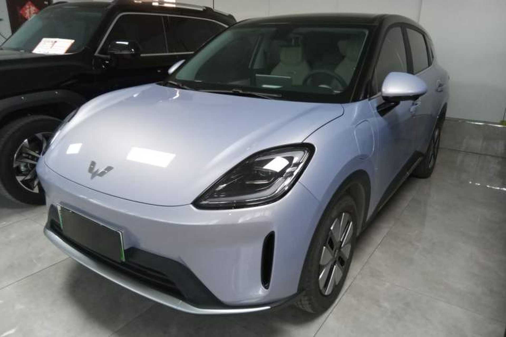 Used Wuling Bingo S 2025 Model 325km Deluxe Edition Front Left 45 Deg