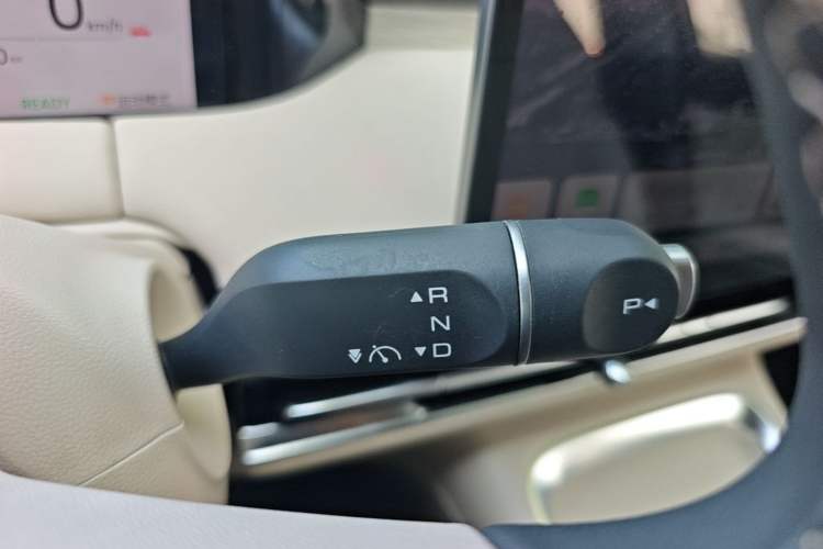 Used Wuling Bingo S 2025 Model 430km Flagship Edition Gear Lever