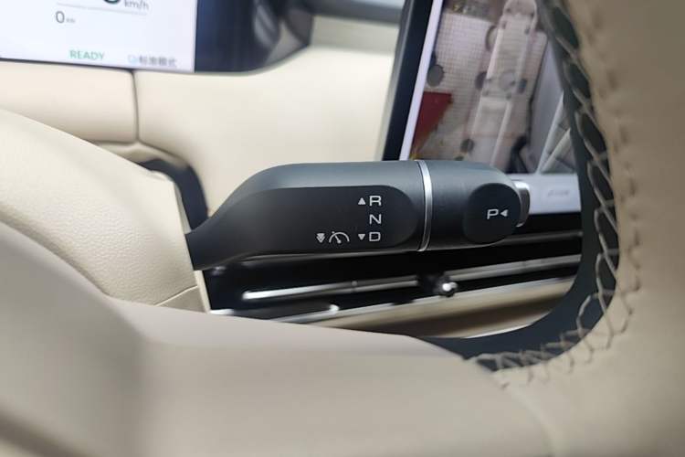 Used Wuling Bingo S 2025 Model 430km Flagship Edition Gear Lever