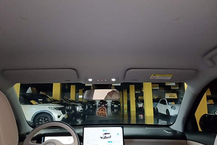 Used Wuling Bingo S 2025 Model 325km Flagship Edition Headliner
