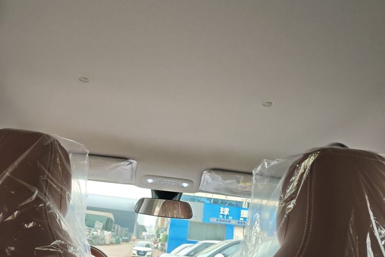 Used Wuling Bingo S 2025 Model 325km Deluxe Edition Headliner