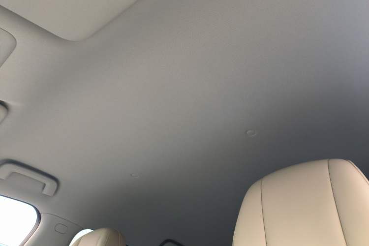 Used Wuling Bingo S 2025 Model 430km Flagship Edition Headliner