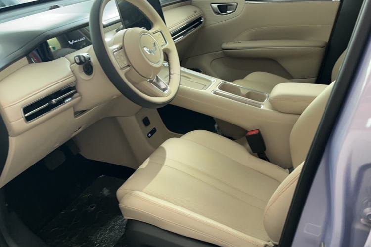 Used Wuling Bingo S 2025 Model 430km Flagship Edition Interior 1