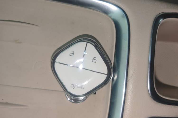 Used Wuling Bingo S 2025 Model 430km Flagship Edition Interior 1