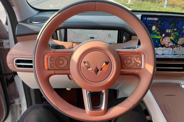 Used Wuling Bingo S 2025 Model 325km Deluxe Edition Interior 2