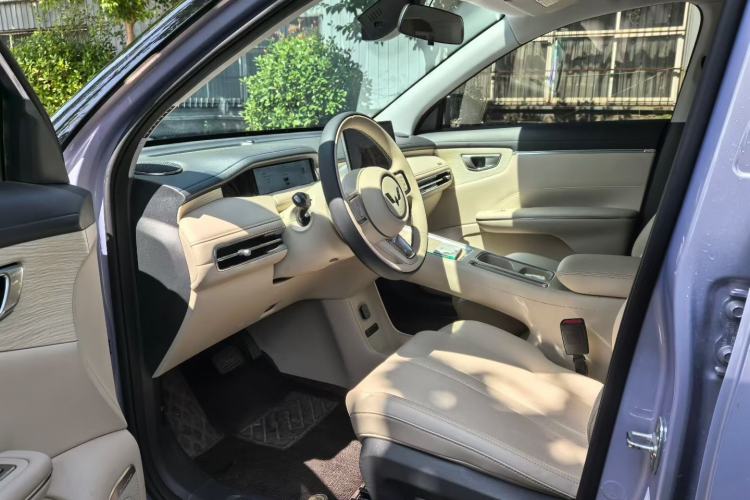 Used Wuling Bingo S 2025 Model 430km Flagship Edition Interior 3