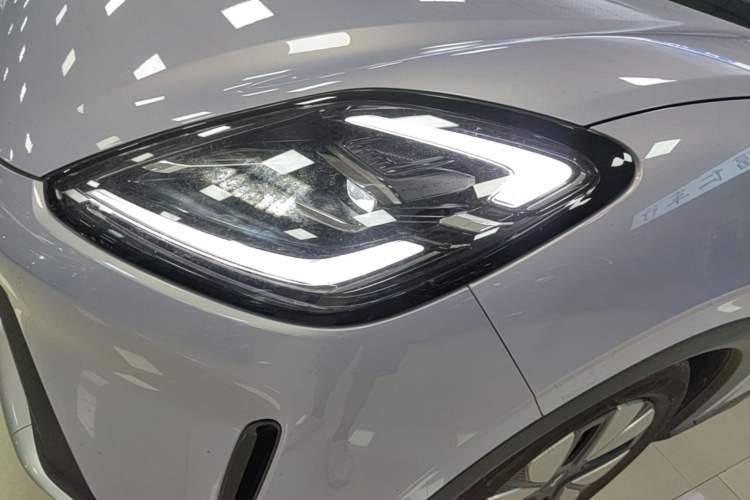 Used Wuling Bingo S 2025 Model 430km Deluxe Edition Left Front Headlight