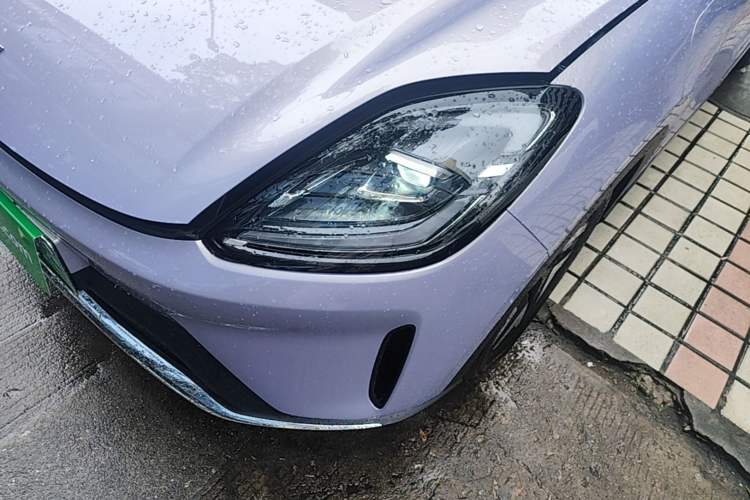 Used Wuling Bingo S 2025 Model 430km Flagship Edition Left Front Headlight