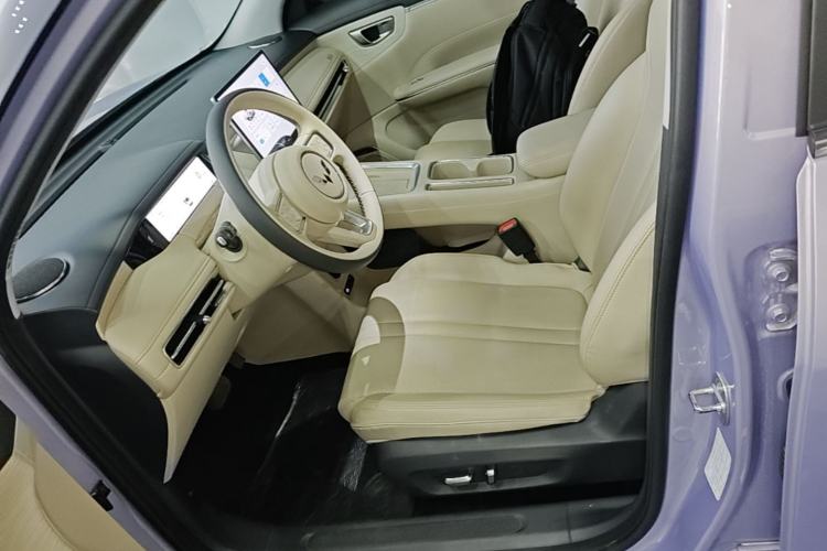 Used Wuling Bingo S 2025 Model 430km Flagship Edition Left Front Seat