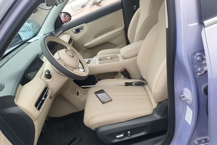 Used Wuling Bingo S 2025 Model 325km Flagship Edition Left Front Seat