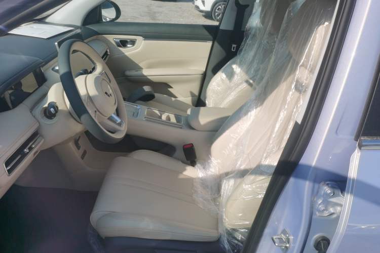 Used Wuling Bingo S 2025 Model 430km Deluxe Edition Left Front Seat