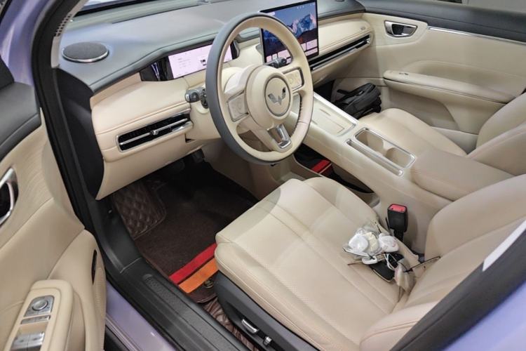 Used Wuling Bingo S 2025 Model 430km Flagship Edition Left Front Seat