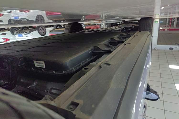 Used Wuling Bingo S 2025 Model 430km Deluxe Edition Left Side Sill