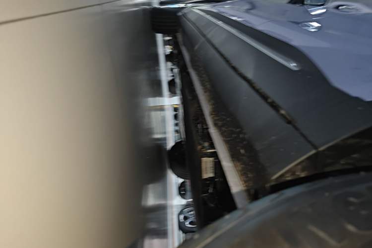 Used Wuling Bingo S 2025 Model 325km Deluxe Edition Left Side Sill