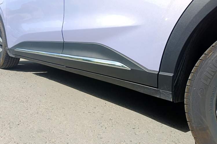 Used Wuling Bingo S 2025 Model 430km Flagship Edition Left Side Sill