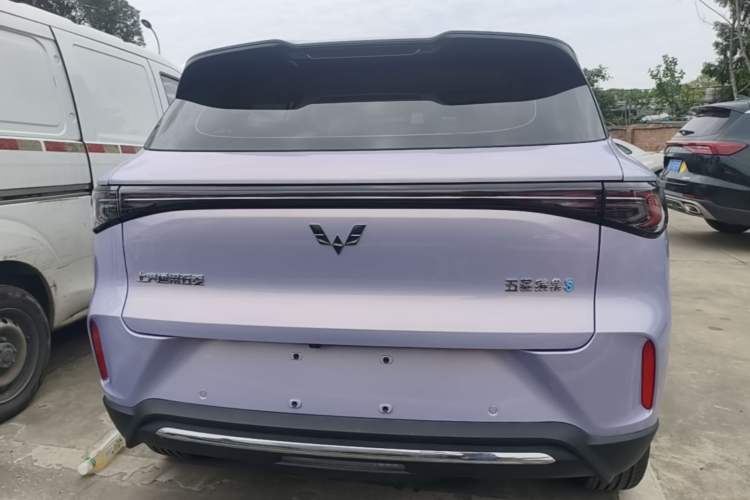 Used Wuling Bingo S 2025 Model 325km Flagship Edition Rear