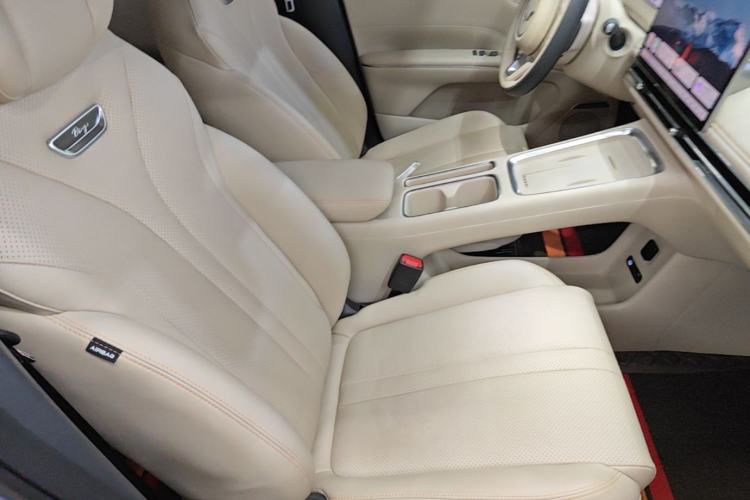 Used Wuling Bingo S 2025 Model 430km Flagship Edition Right Front Seat