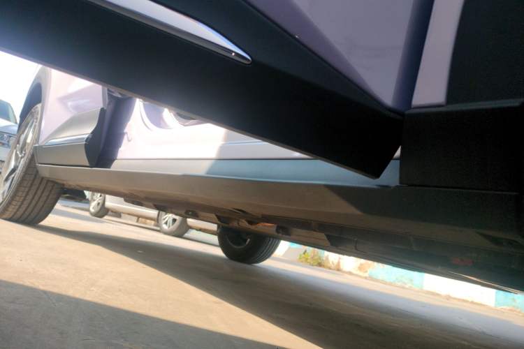 Used Wuling Bingo S 2025 Model 430km Flagship Edition Right Side Sill