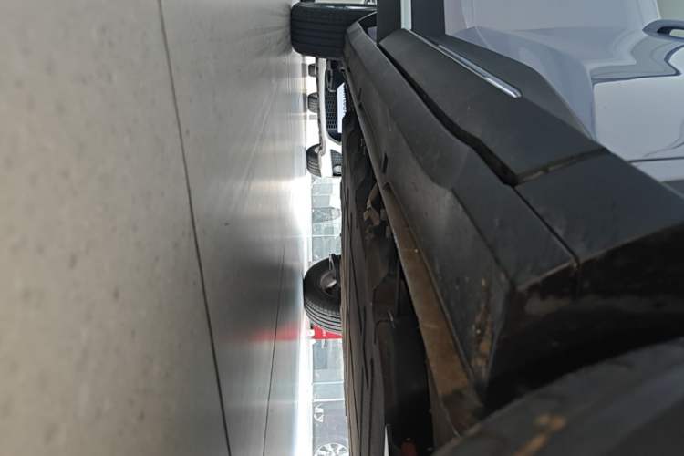 Used Wuling Bingo S 2025 Model 430km Flagship Edition Right Side Sill