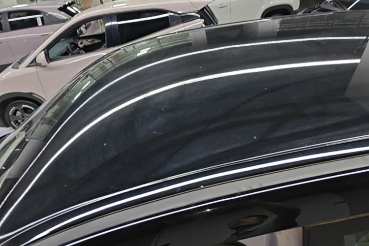 Used Wuling Bingo S 2025 Model 325km Deluxe Edition Roof