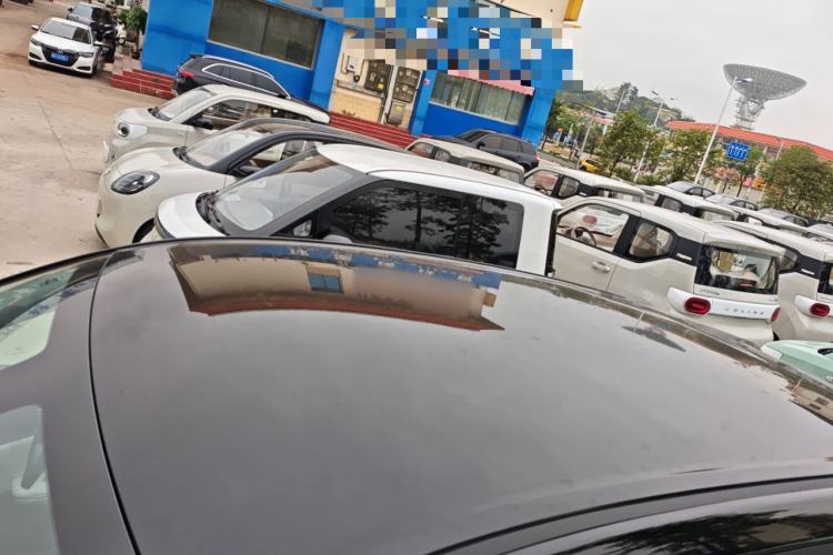 Used Wuling Bingo S 2025 Model 325km Deluxe Edition Roof