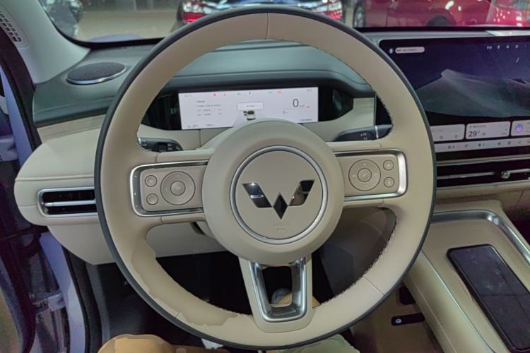 Used Wuling Bingo S 2025 Model 430km Deluxe Edition Steering Wheel