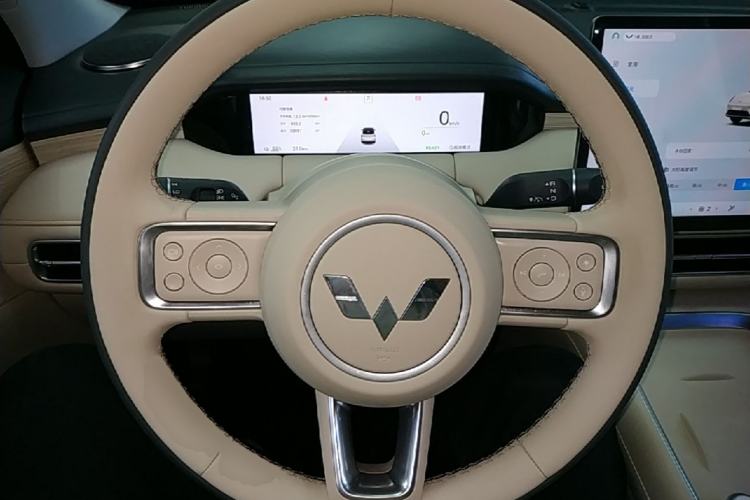 Used Wuling Bingo S 2025 Model 325km Flagship Edition Steering Wheel