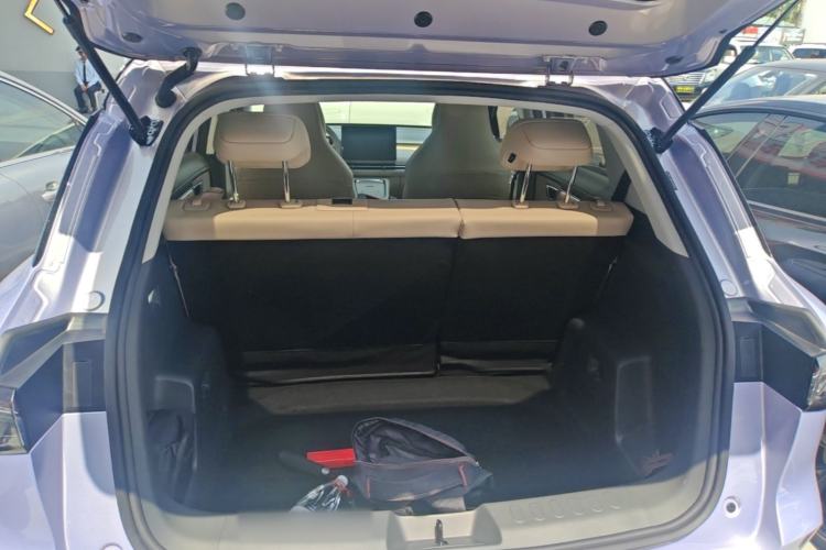 Used Wuling Bingo S 2025 Model 325km Deluxe Edition Trunk