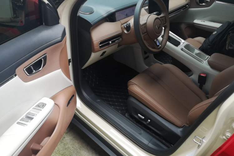Used Wuling Bingo S 2025 Model 430km Flagship Edition Driver Seat