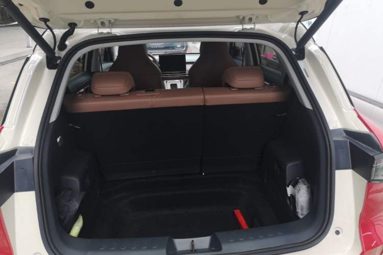 Used Wuling Bingo S 2025 Model 430km Flagship Edition Trunk