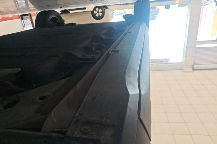 Used Wuling Bingo S 2025 Model 430km Flagship Edition Right Side Sill