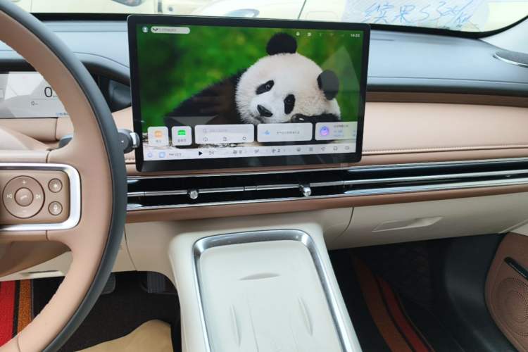 Used Wuling Bingo S 2025 Model 325km Deluxe Edition Audio And AC Panel