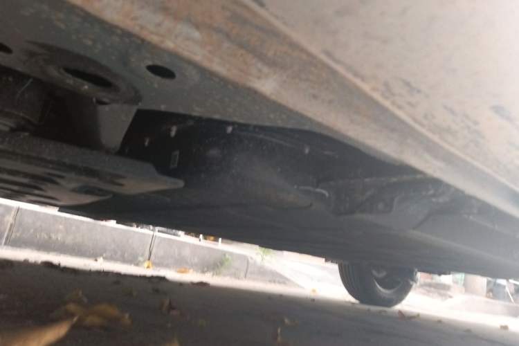 Used Wuling Bingo S 2025 Model 325km Deluxe Edition Chassis Front Left