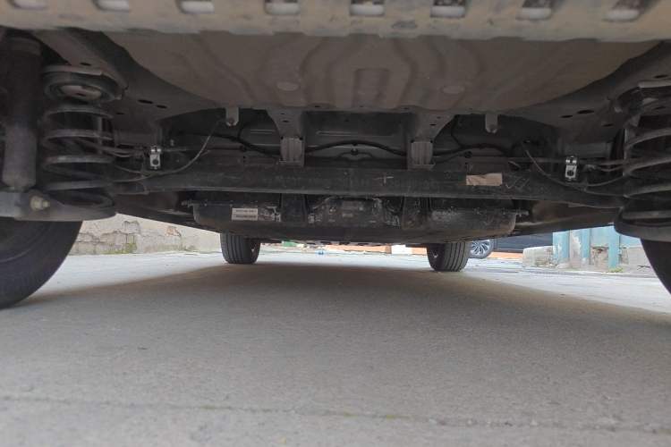 Used Wuling Bingo S 2025 Model 430km Flagship Edition Chassis Rear