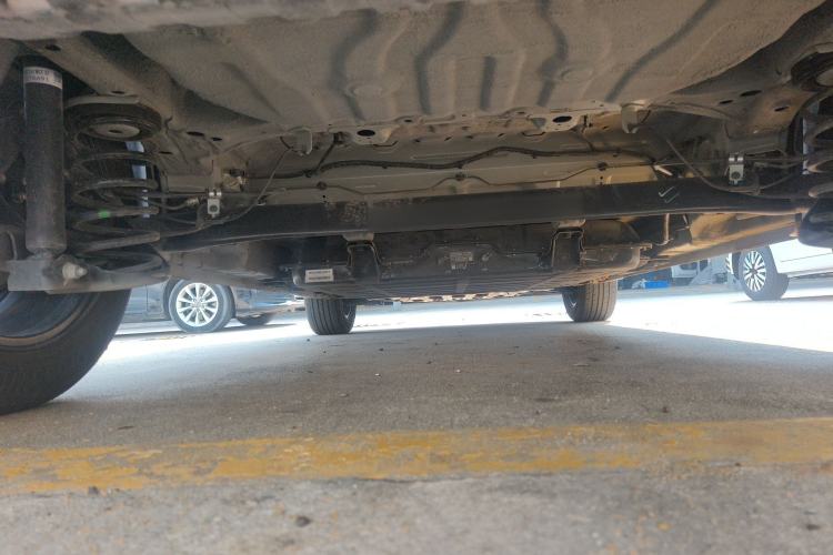 Used Wuling Bingo S 2025 Model 325km Flagship Edition Chassis Rear