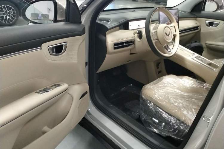 Used Wuling Bingo S 2025 Model 430km Flagship Edition Driver Seat