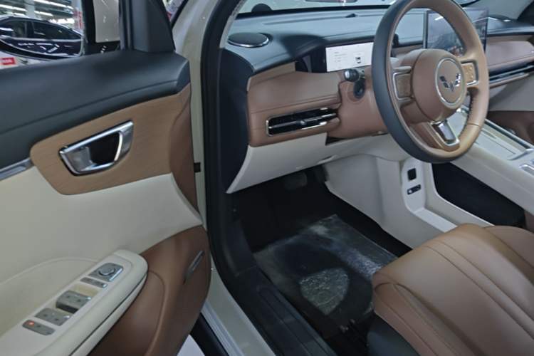 Used Wuling Bingo S 2025 Model 430km Flagship Edition Driver Seat