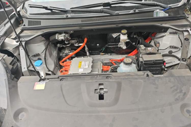 Used Wuling Bingo S 2025 Model 325km Deluxe Edition Engine Bay