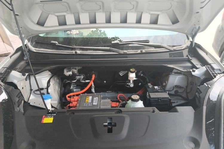 Used Wuling Bingo S 2025 Model 325km Deluxe Edition Engine Bay
