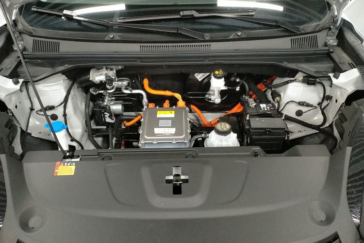 Used Wuling Bingo S 2025 Model 430km Flagship Edition Engine Bay