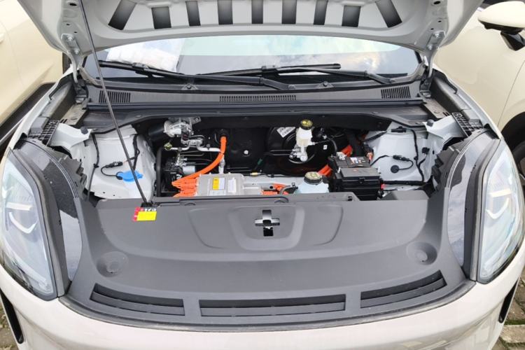 Used Wuling Bingo S 2025 Model 325km Deluxe Edition Engine Bay