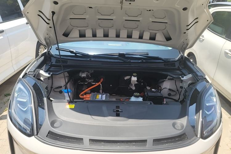 Used Wuling Bingo S 2025 Model 325km Deluxe Edition Engine Bay