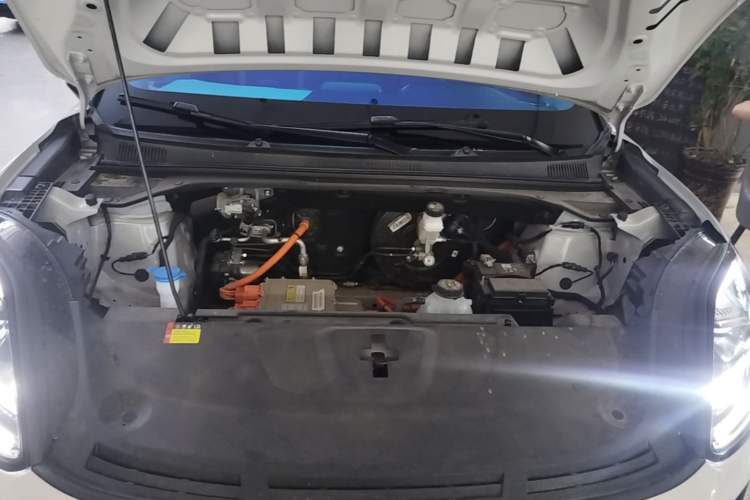 Used Wuling Bingo S 2025 Model 325km Deluxe Edition Engine Bay