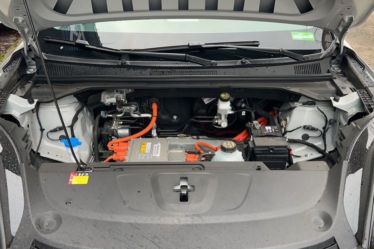 Used Wuling Bingo S 2025 Model 325km Deluxe Edition Engine Bay