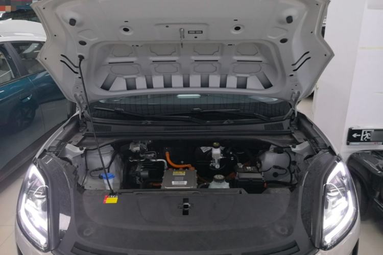 Used Wuling Bingo S 2025 Model 430km Flagship Edition Engine Bay