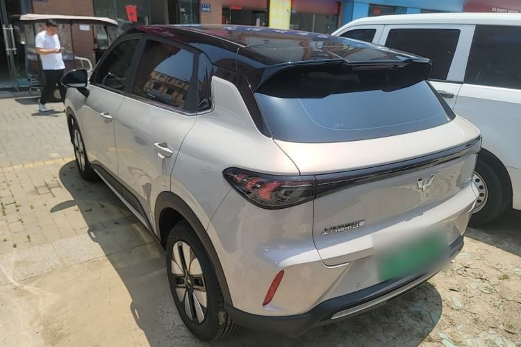Used Wuling Bingo S 2025 Model 325km Deluxe Edition Exterior 2