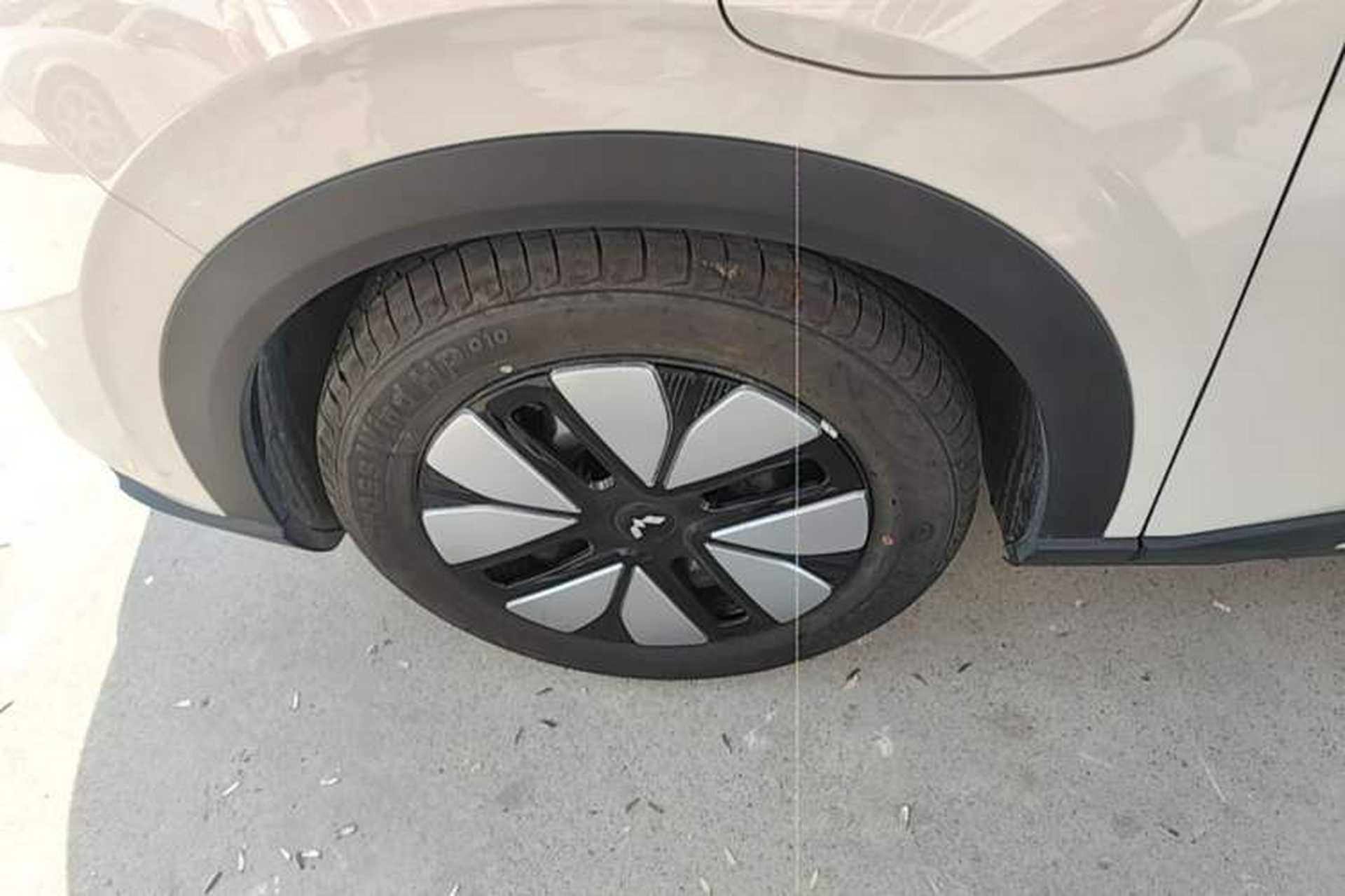 Used Wuling Bingo S 2025 Model 430km Deluxe Edition Exterior 4