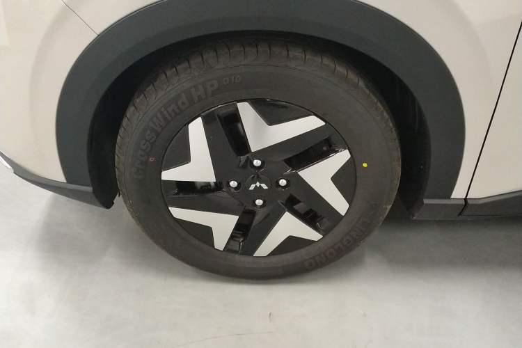 Used Wuling Bingo S 2025 Model 430km Flagship Edition Exterior 4