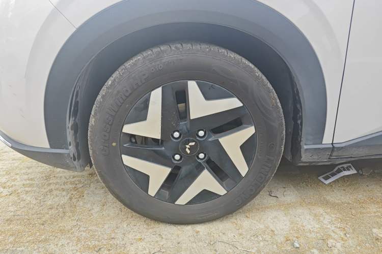 Used Wuling Bingo S 2025 Model 325km Flagship Edition Exterior 4